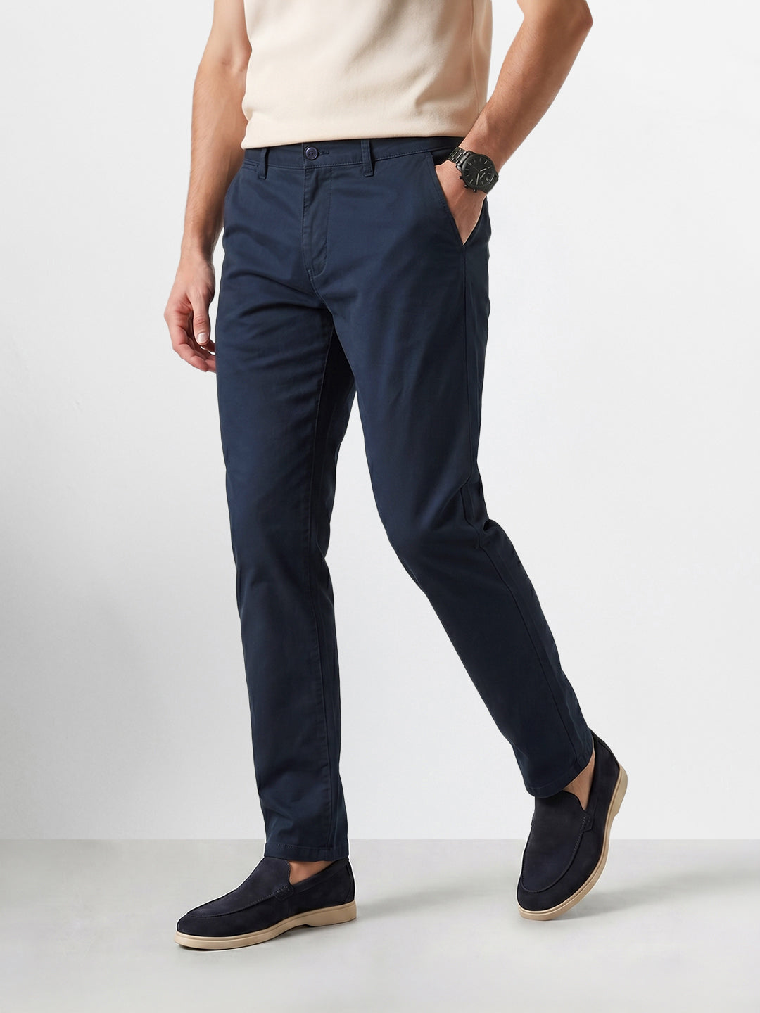 Men's Brown Regular Fit Solid Casual Chinos