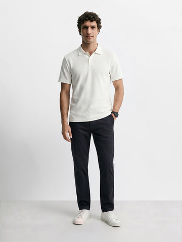 Men's Black Regular Fit Solid Casual Chinos