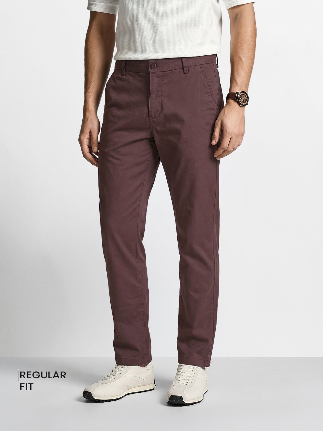 Men's Brown Regular Fit Solid Casual Chinos