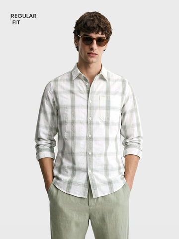 Men's Green Regular Fit Checkered Casual Shirt