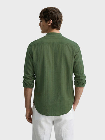 Men's Green Regular Fit Solid Casual Shirt