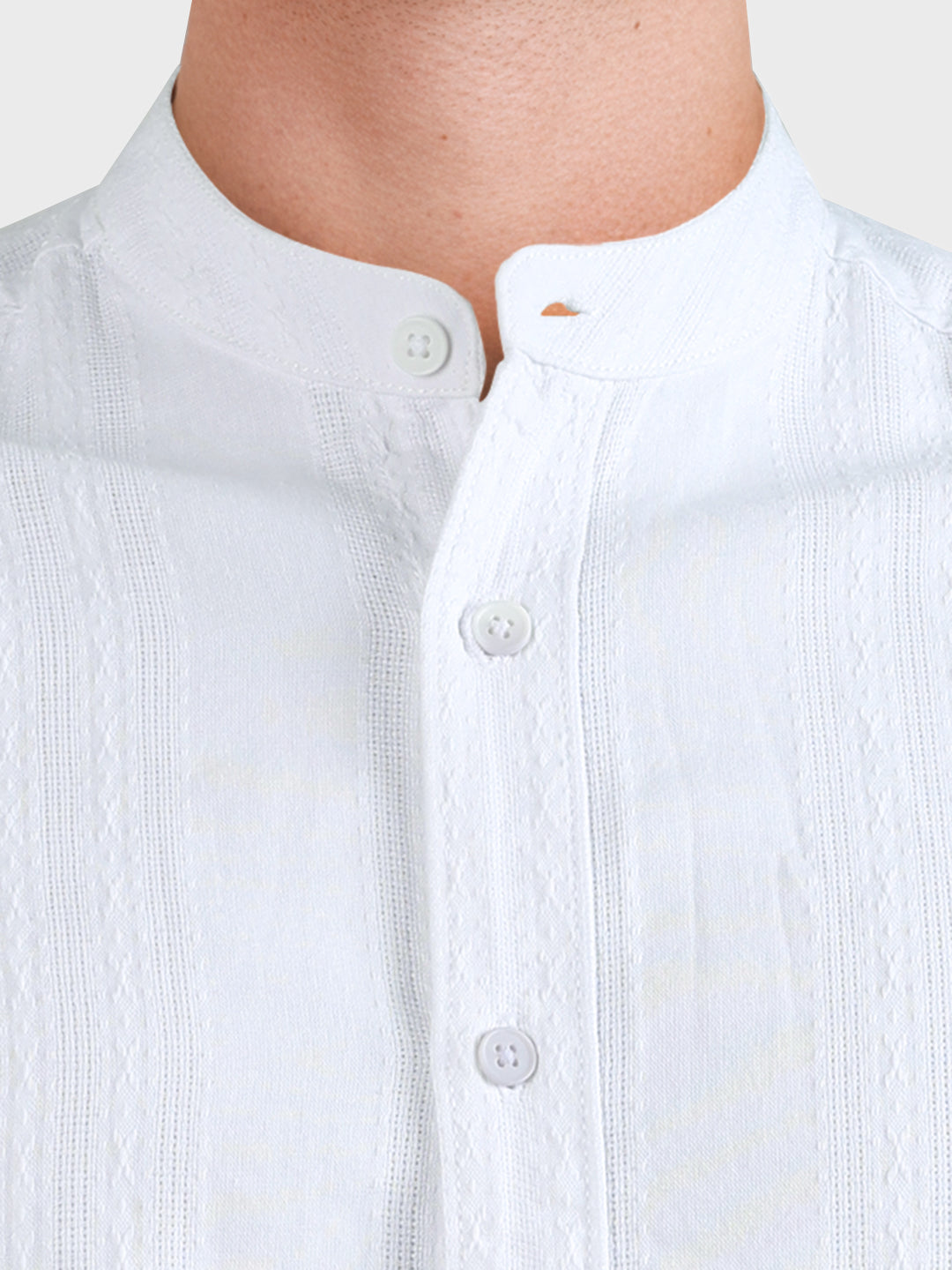 Men's White Regular Fit Solid Casual Shirt