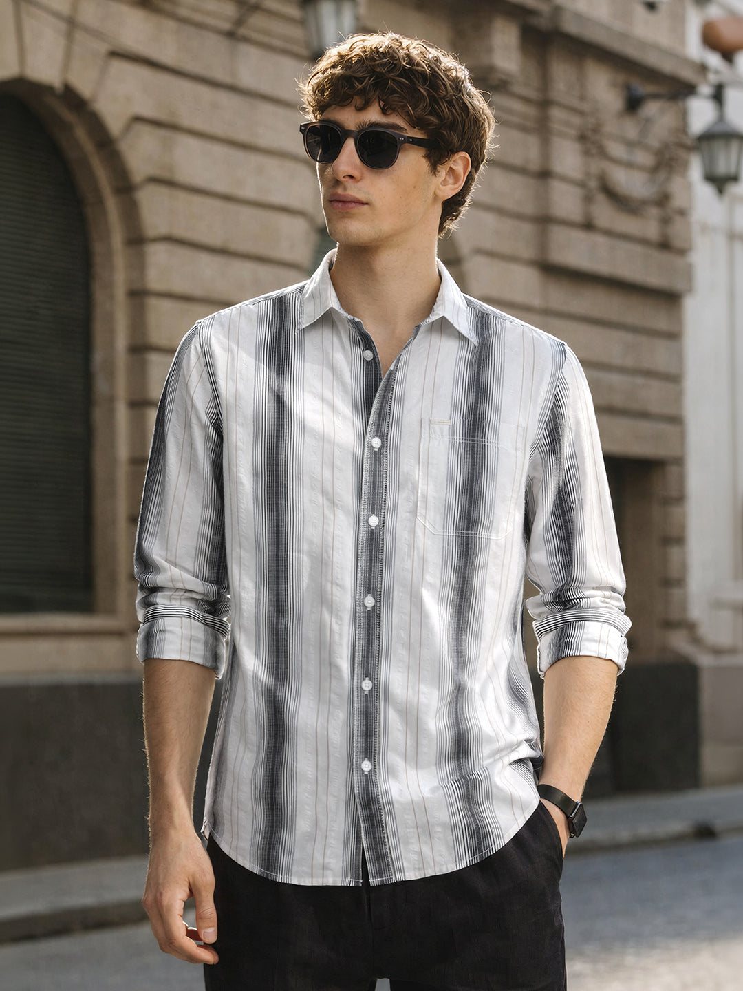 Men's Black Regular Fit Striped Casual Shirt