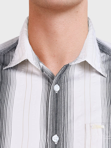 Men's Black Regular Fit Striped Casual Shirt