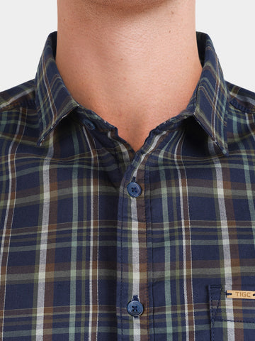 Men's Navy Blue Slim Fit Checkered Casual Shirts