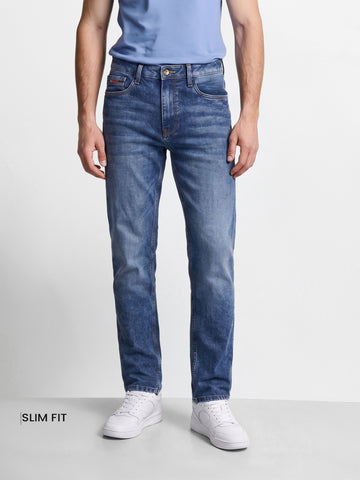 Men's Blue Slim Fit Solid Casual Jeans