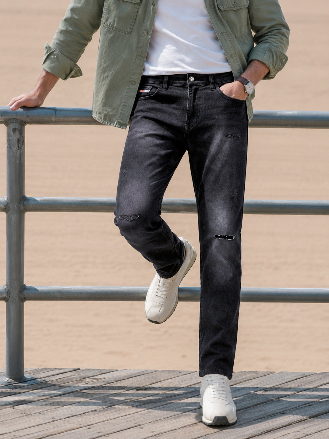 Men's Black Slim Fit Solid Casual Jeans