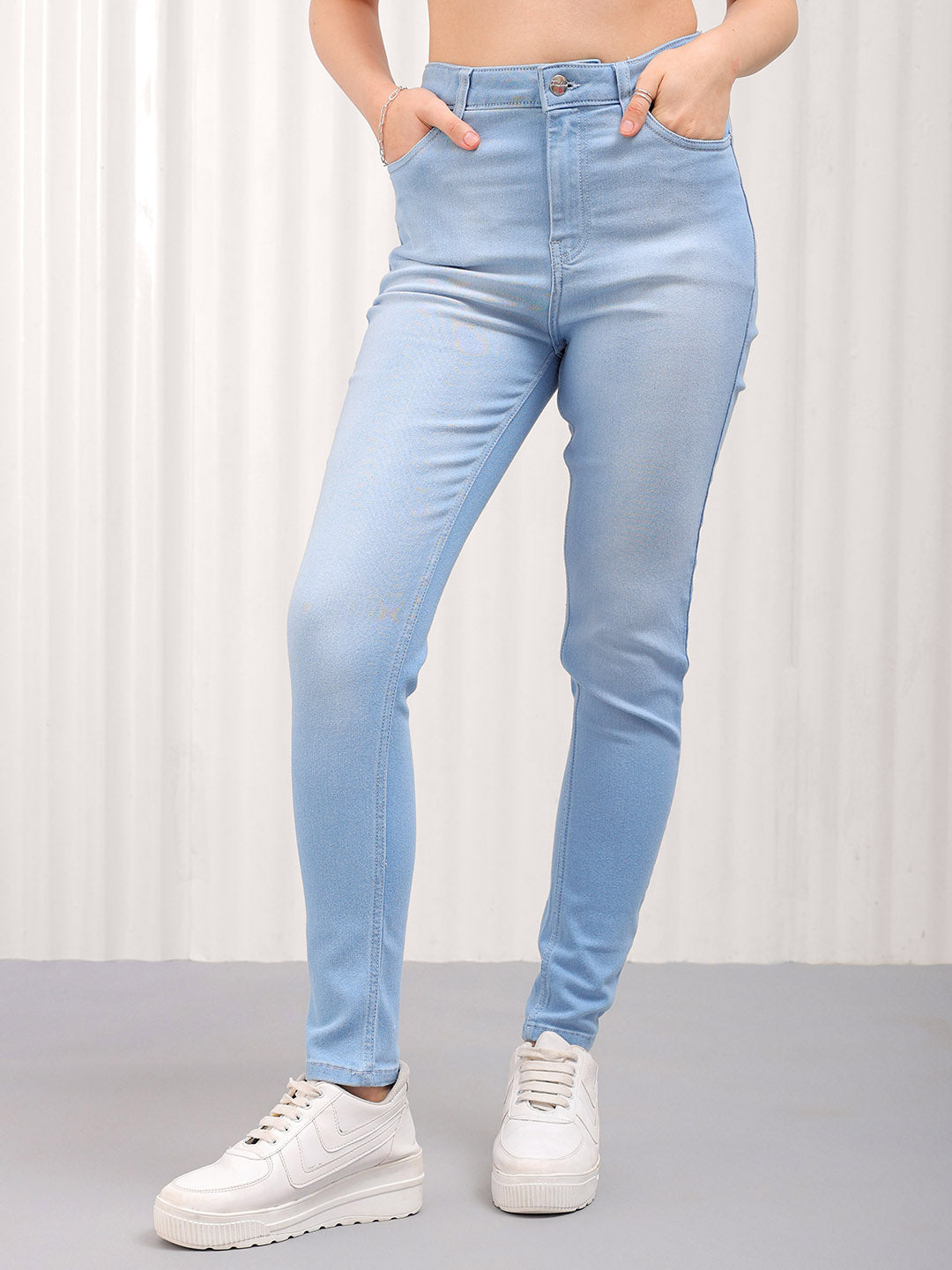 Shop Women Casual Skinny Fit Jeans Online.