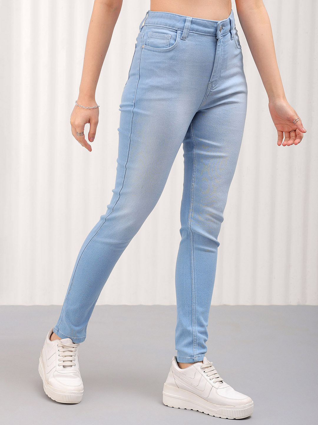 Shop Women Casual Skinny Fit Jeans Online.