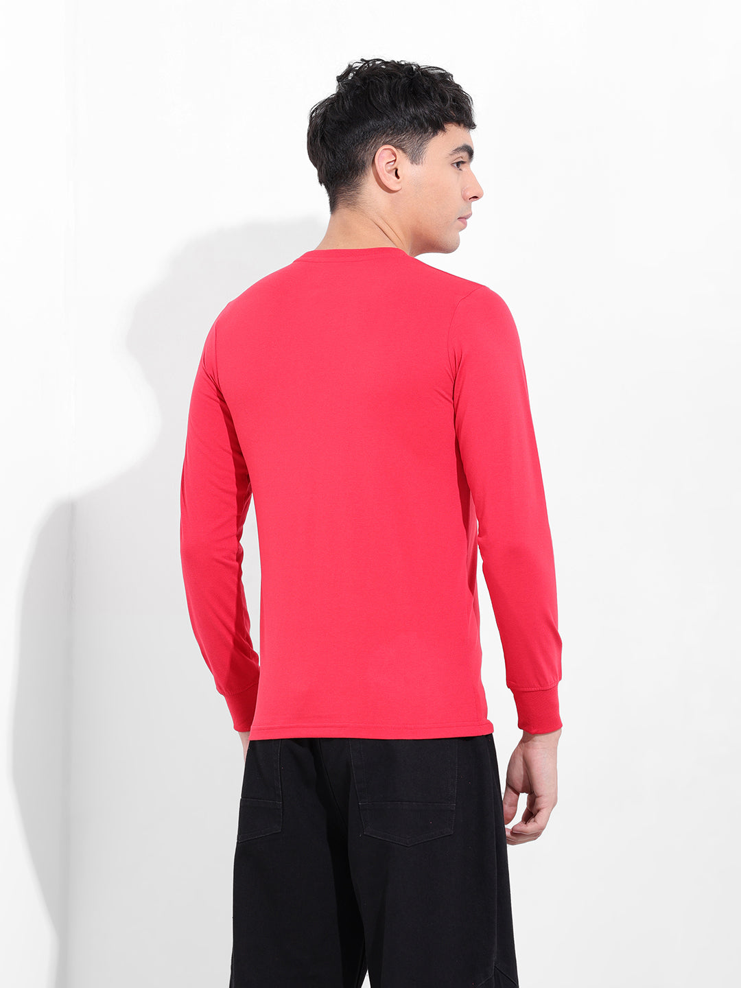 Men's Red Slim Fit Solid Round Neck T-shirt