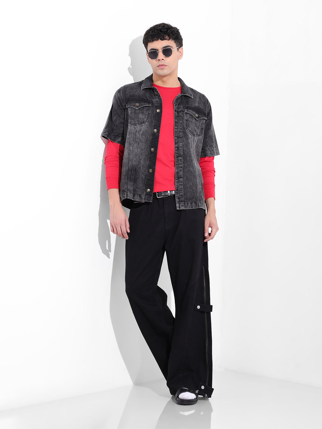 Men's Red Slim Fit Solid Round Neck T-shirt