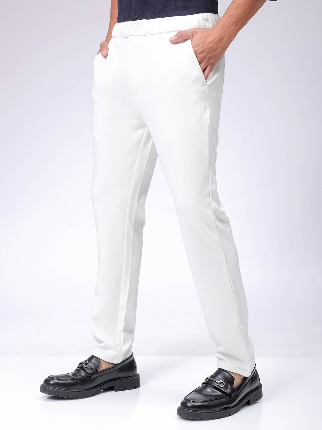 Men's White Slim Fit Textured Mid-Rise Stretchable Knitted Formal Trousers