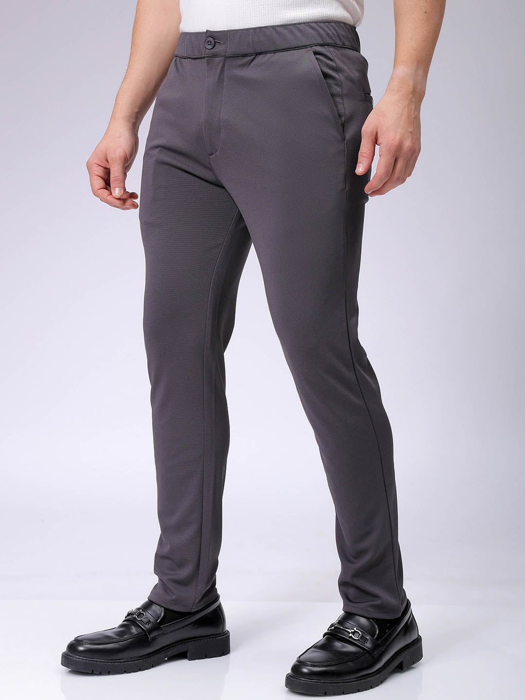 Men's Grey Slim Fit Textured Mid-Rise Stretchable Knitted Formal Trousers