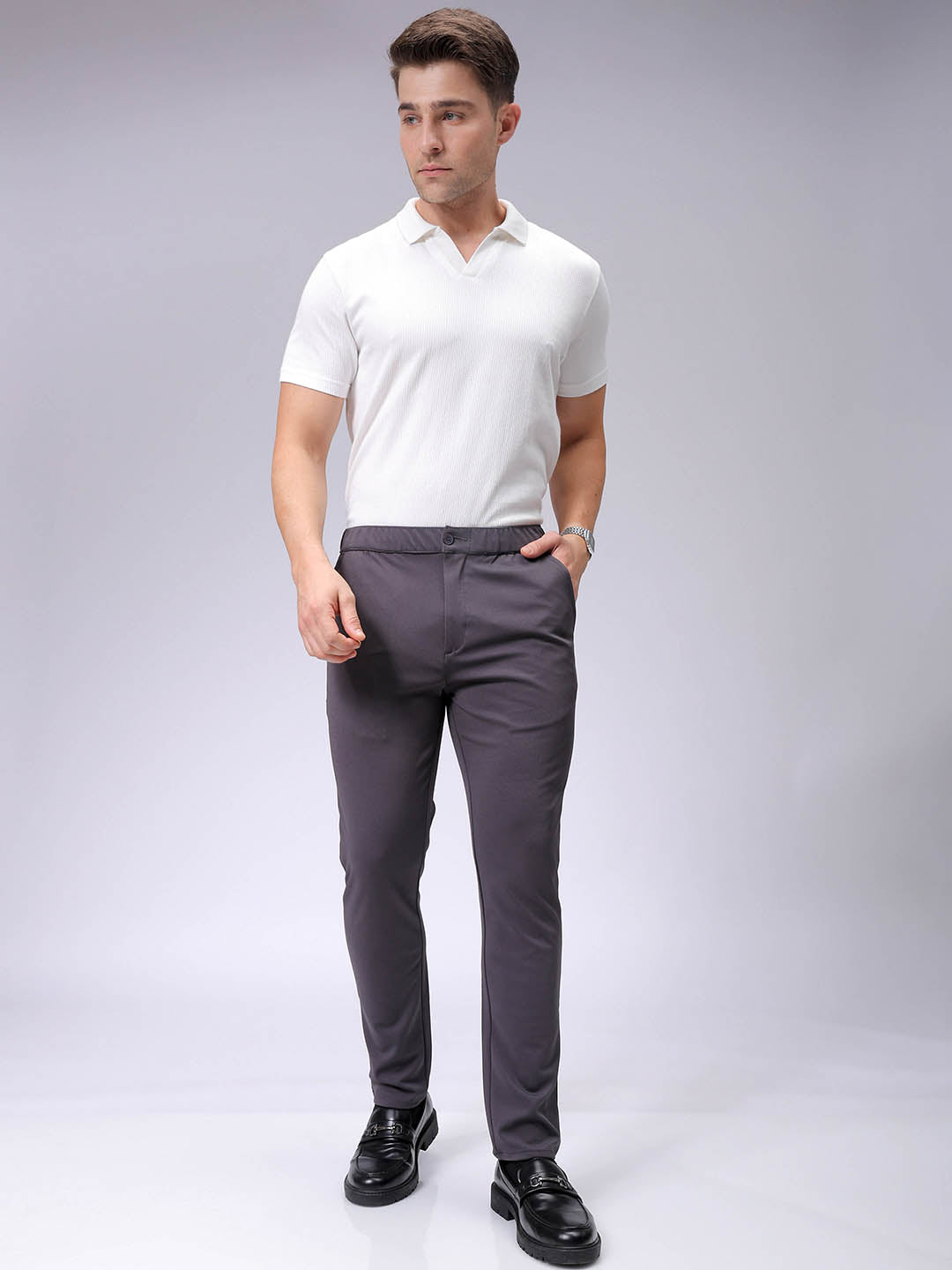 Men's Grey Slim Fit Textured Mid-Rise Stretchable Knitted Formal Trousers