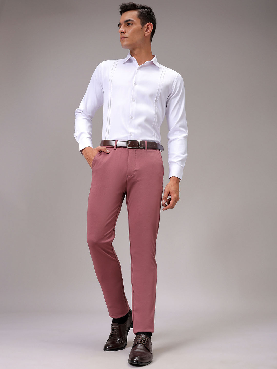 Men's Grey Slim Fit Textured Mid-Rise Stretchable Knitted Formal Trousers