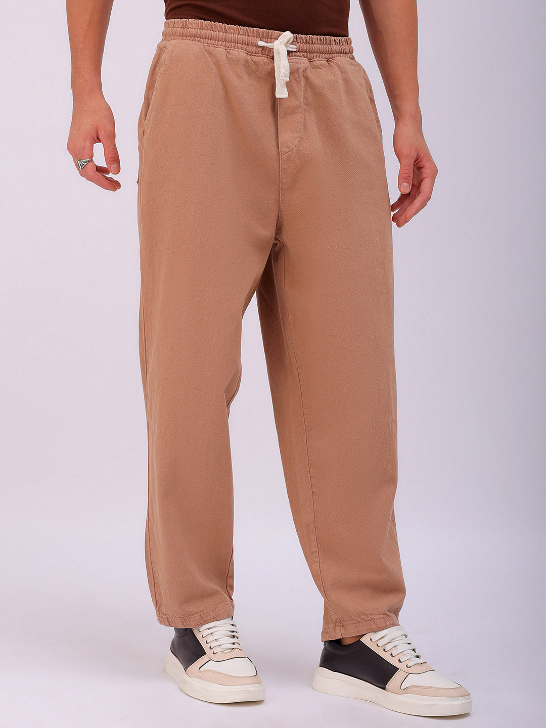 Shop Men's Solid Loose Fit Denim Jogger Online.