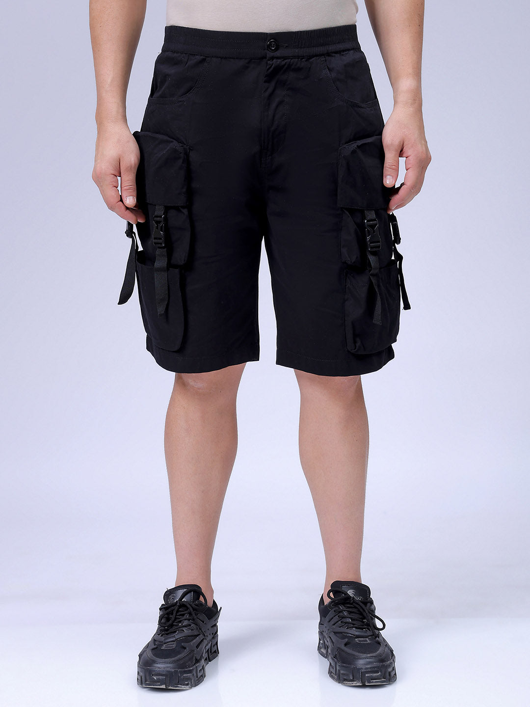 Men's Black Relaxed Fit Solid Utility Cargo Shorts
