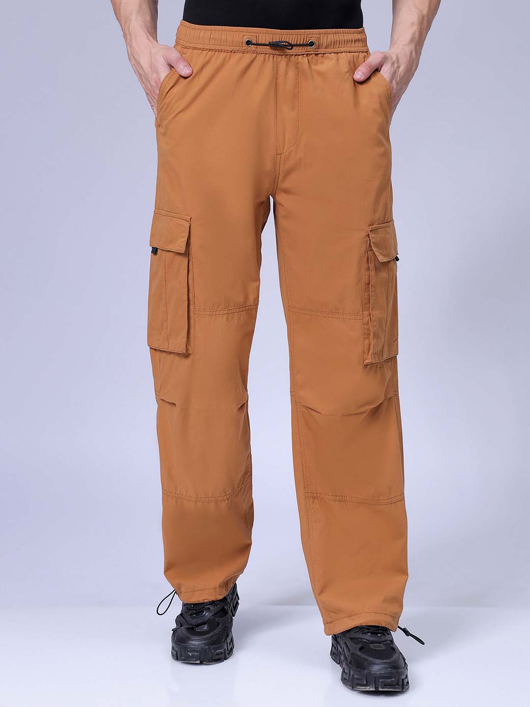 Men's Brown Relaxed Fit Solid Mid-Rise Elasticated Cargos