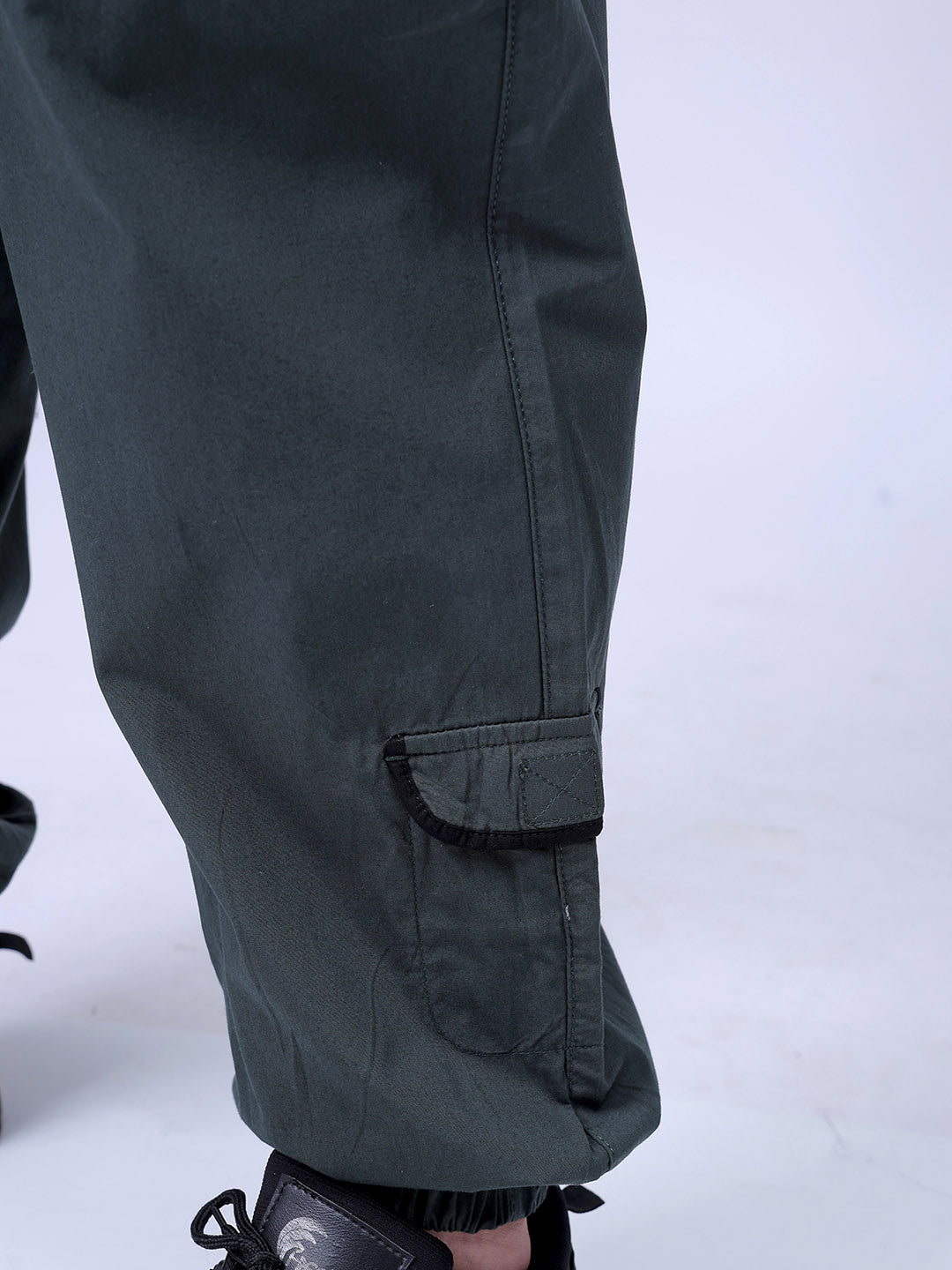 Men's Green Loose Fit Casual Joggers