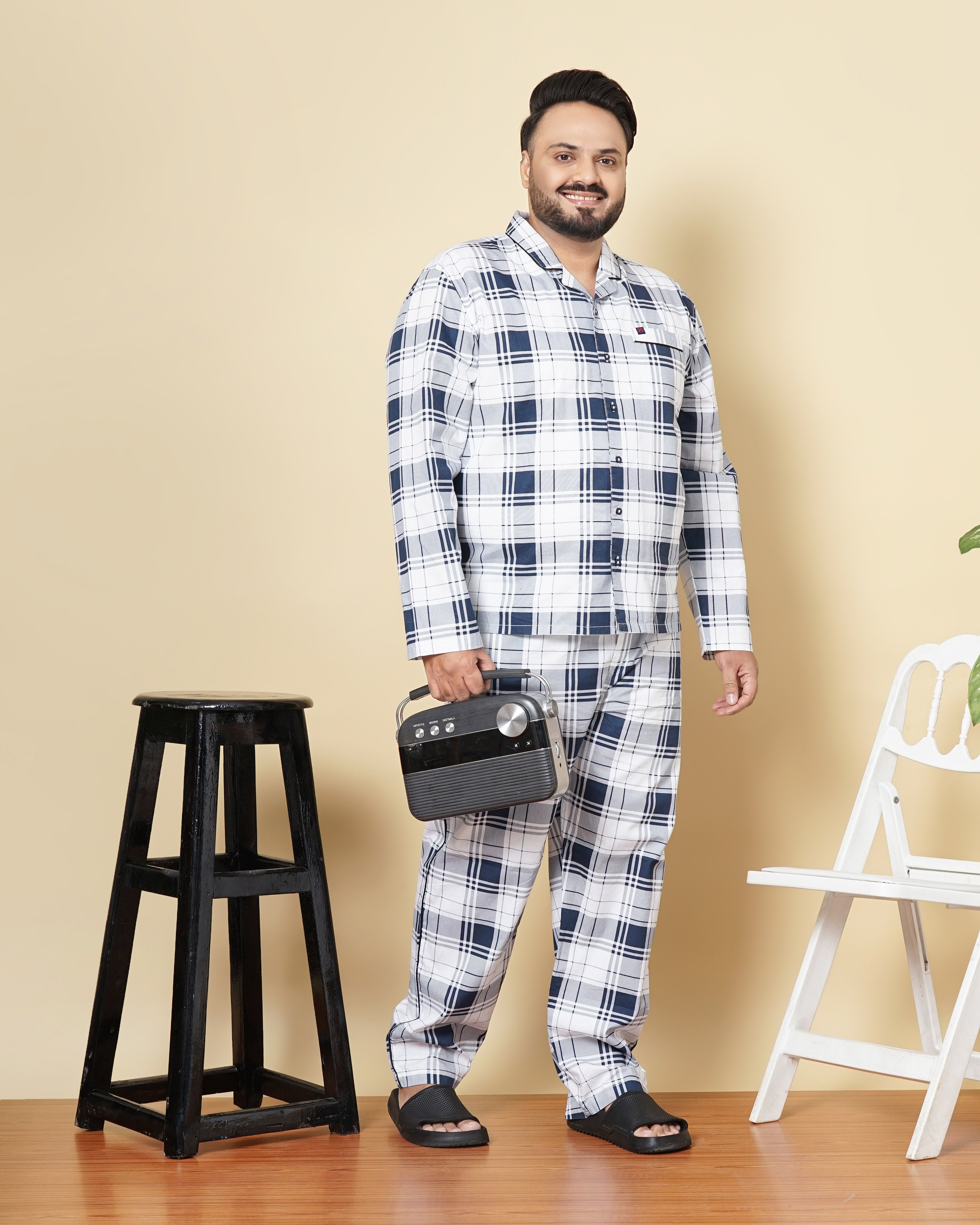 Shop Hardsoda Men White Plus Size Checked Lounge Set Online.