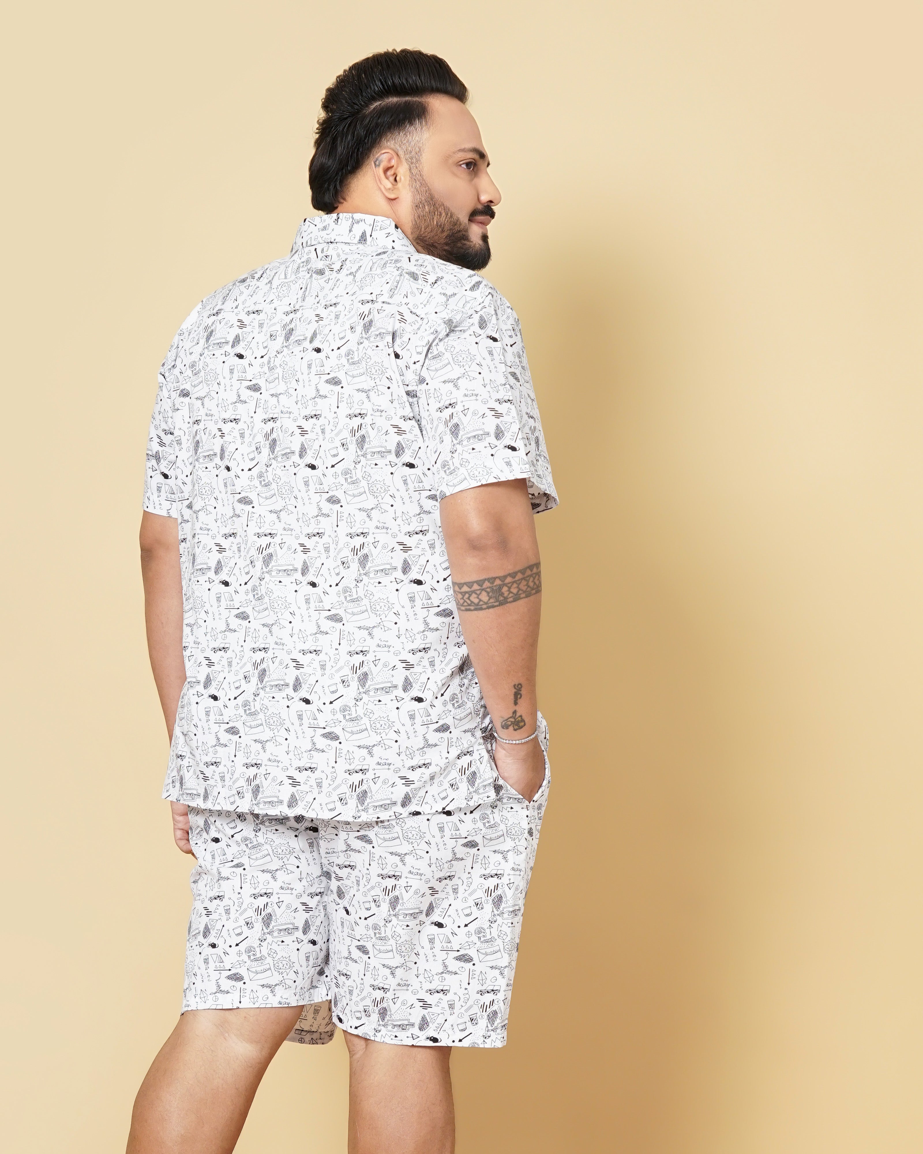 Shop Hardsoda Men White Plus Size Geometric Printed Lounge Set Online.