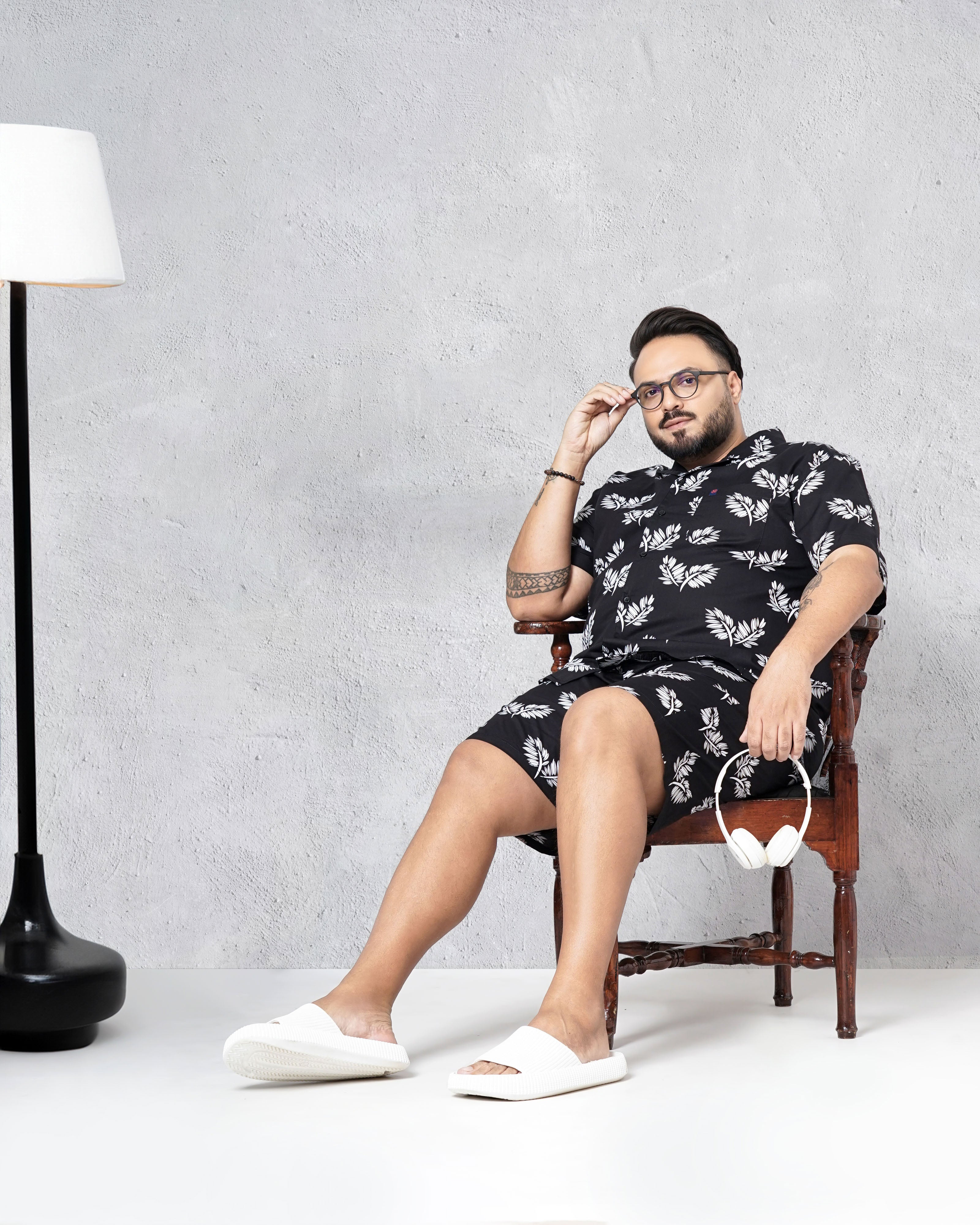 Shop Hardsoda Men Black Plus Size Floral Lounge Set Online.