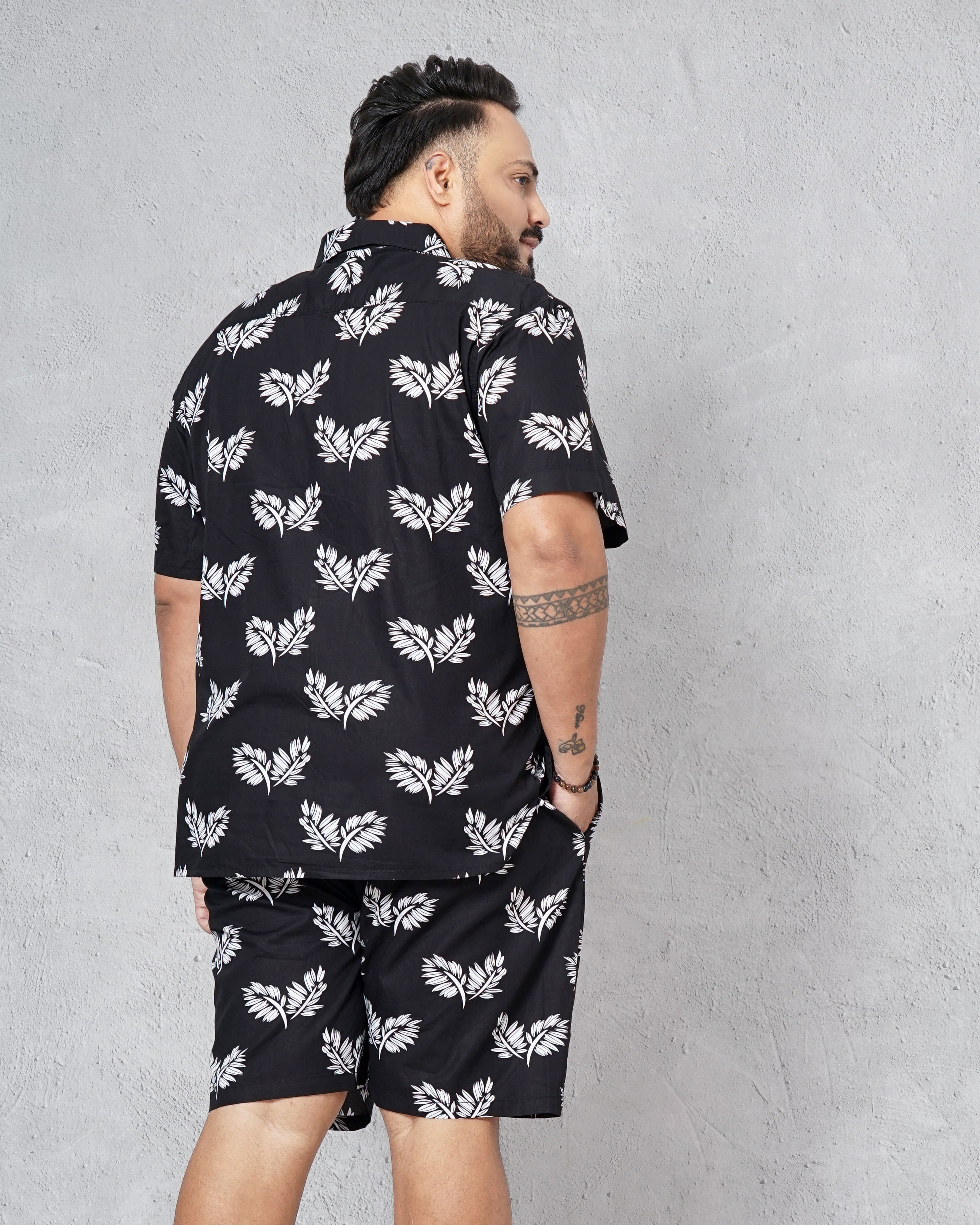 Shop Hardsoda Men Black Plus Size Floral Lounge Set Online.