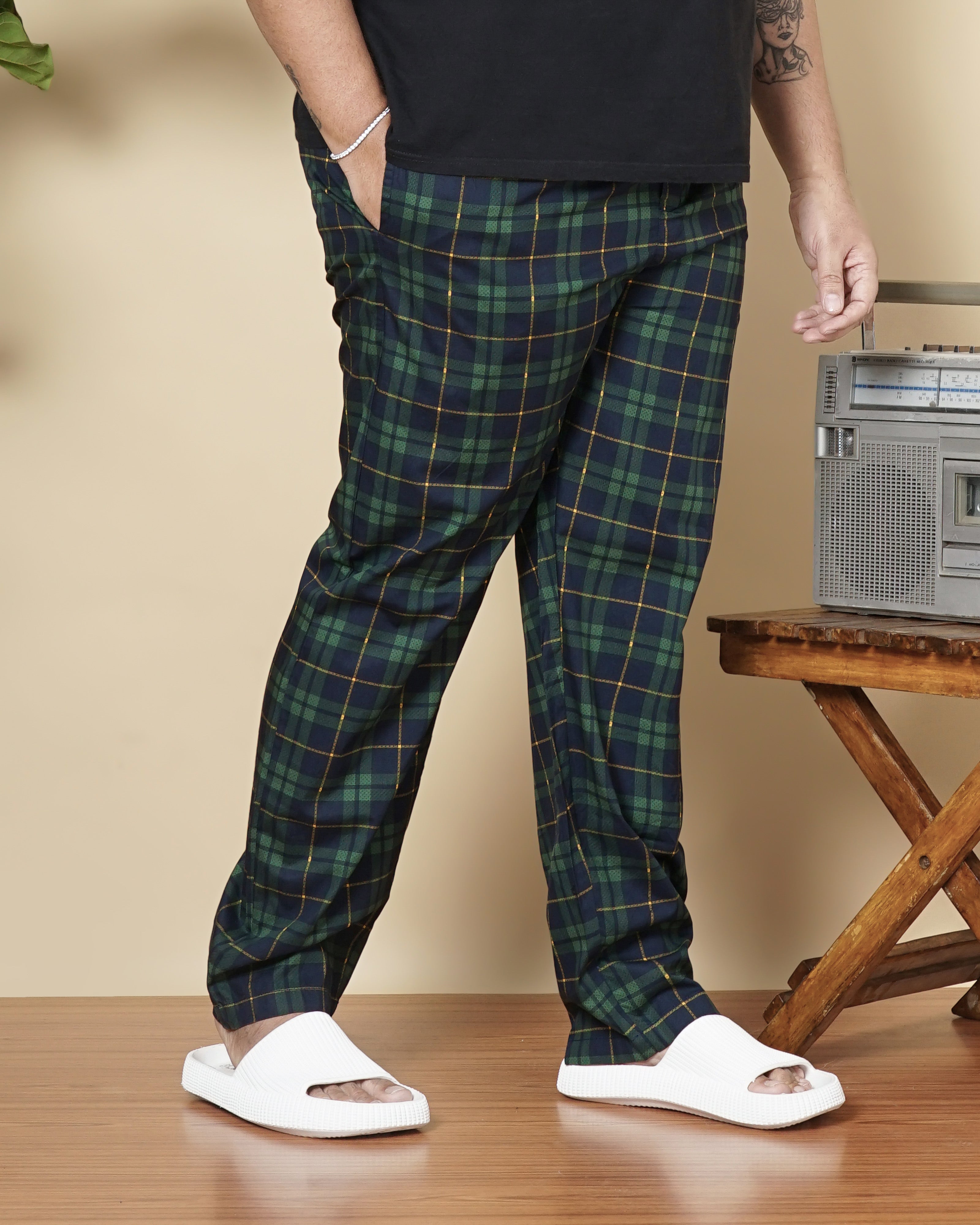 Shop Men's Blue Plus Size Checkered Lounge Pants Online.