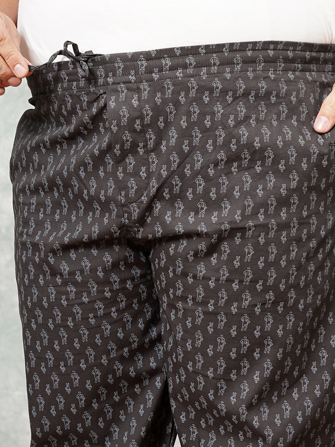 Shop Men's Black Plus Size Geometric Printed Lounge Pants Online.