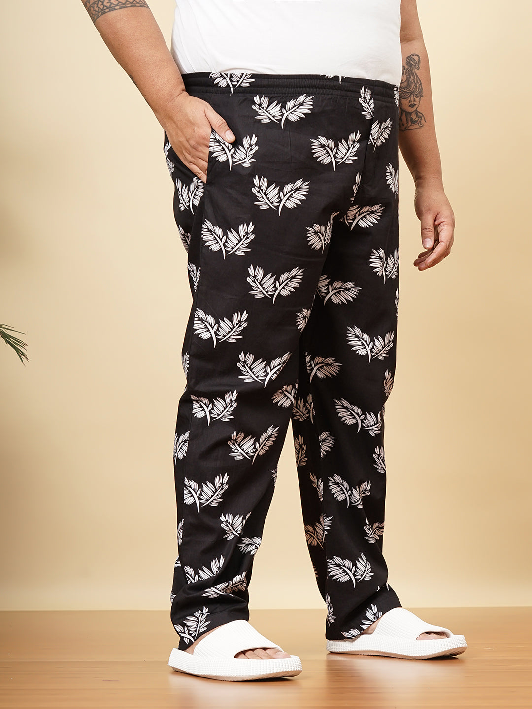 Shop Men's Black Plus Size Floral Lounge Pants Online.