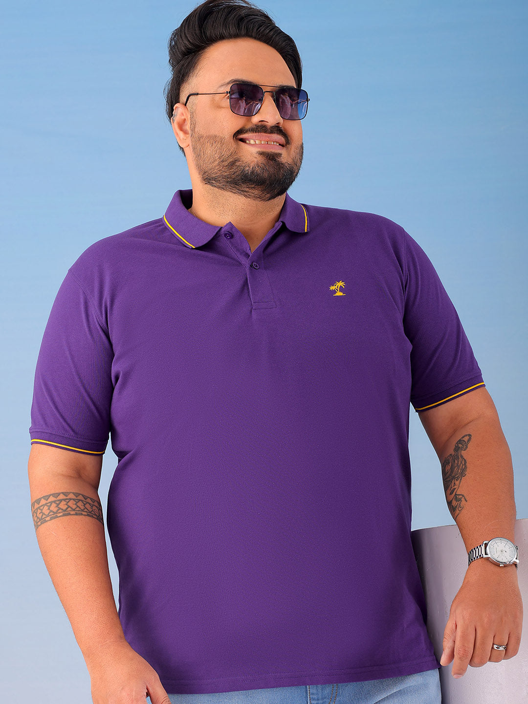 Shop Men's Solid Plus Size T-Shirt Online.