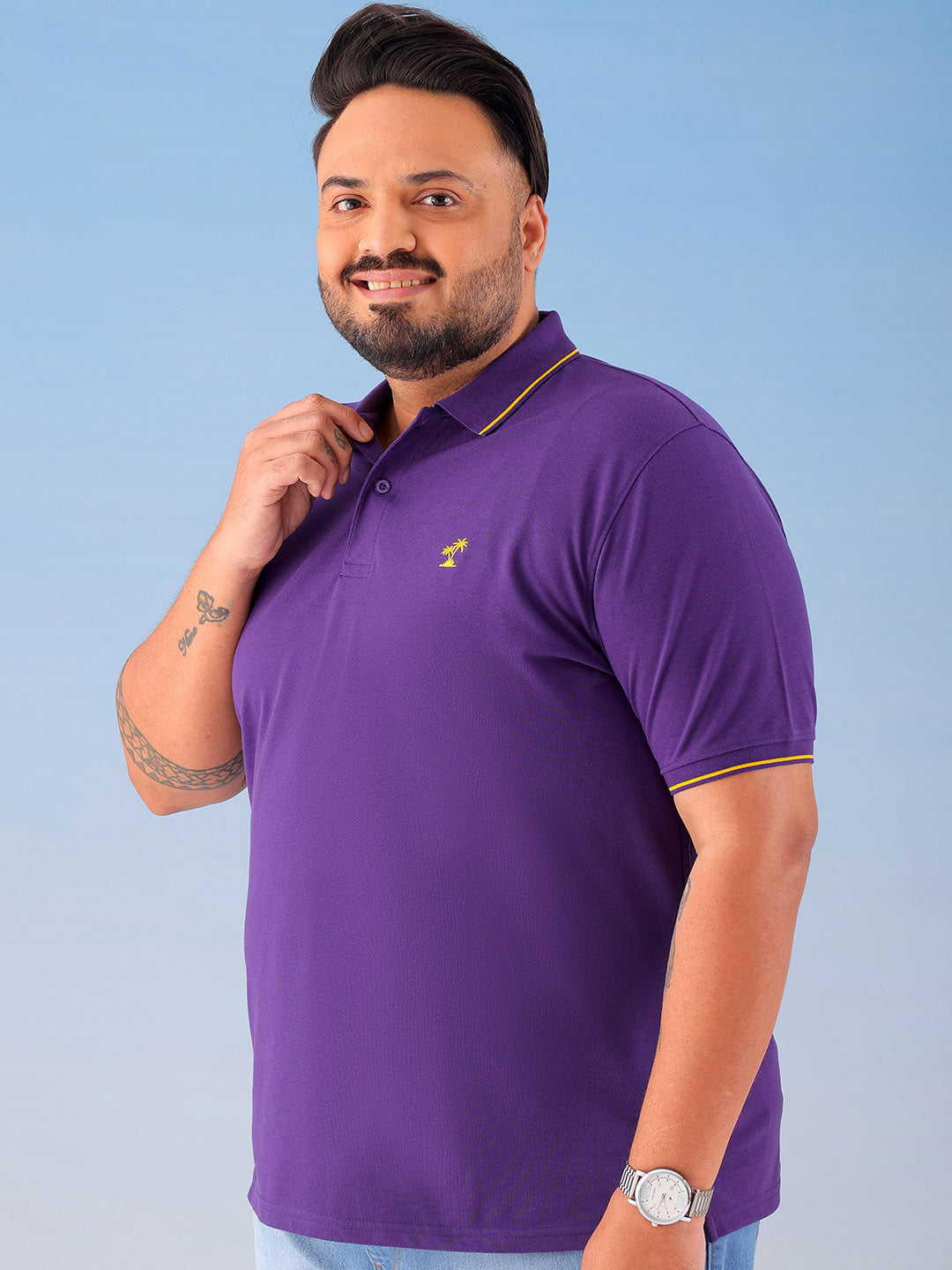 Shop Men's Solid Plus Size T-Shirt Online.