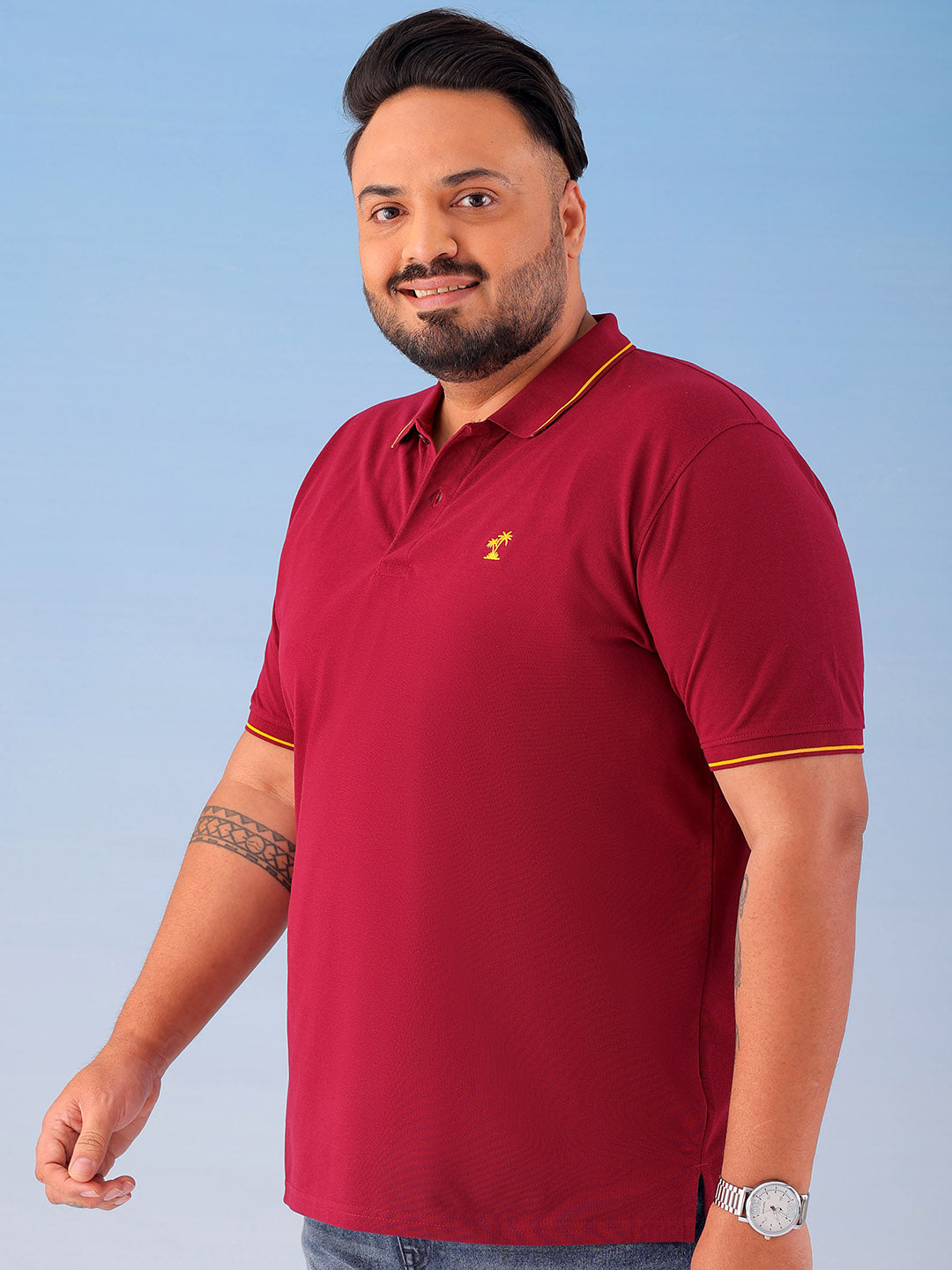 Shop Men's Solid Plus Size T-Shirt Online.