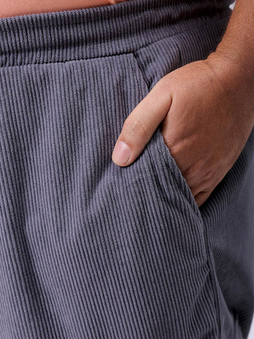Men's Plus Size Loose Fit Mid Rise Cargo Shorts