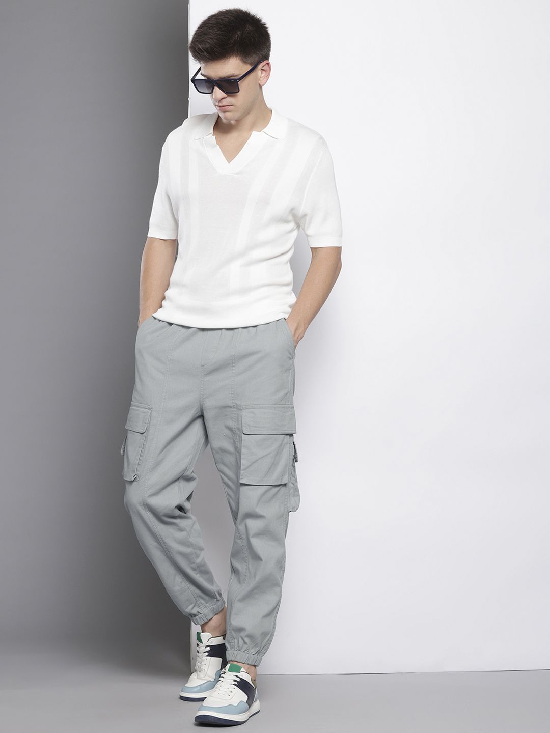 Men's Grey Barrel Loose Solid Cargo Jogger