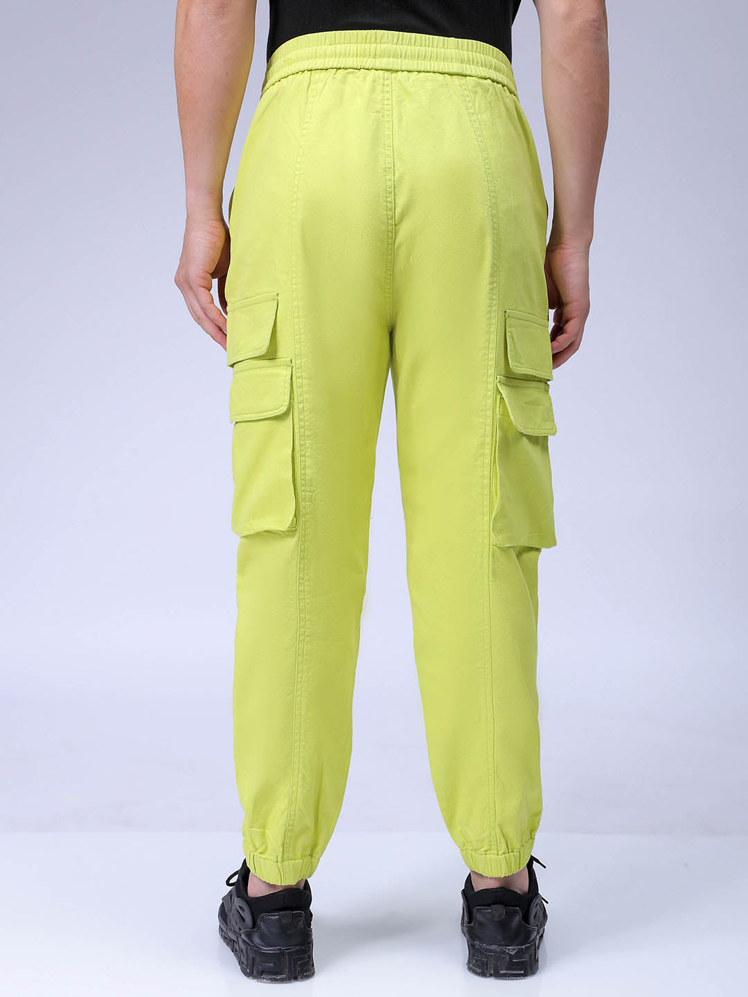 Men's Green Baggy Fit Solid Trouser