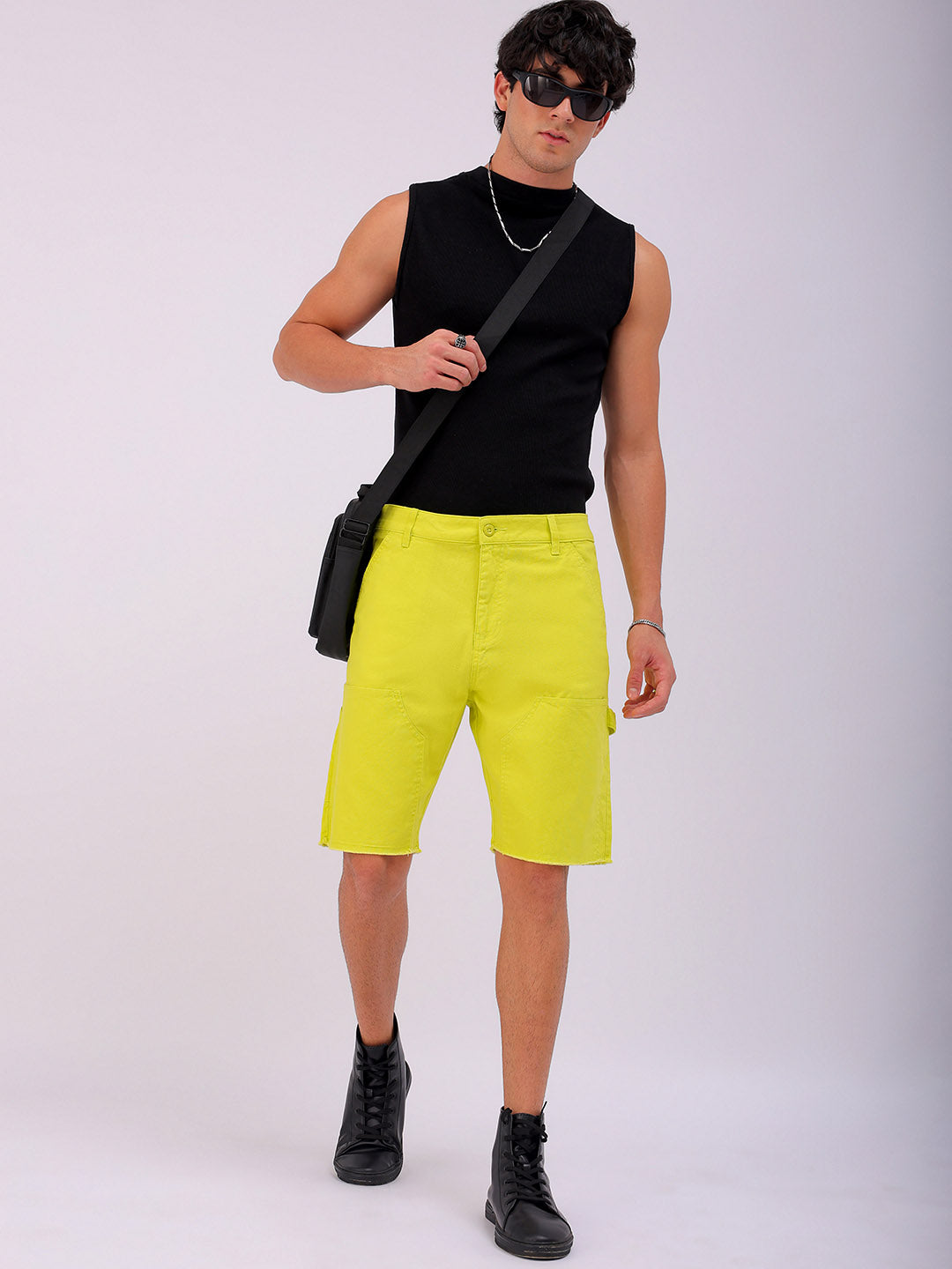 Shop Men's Solid Relaxed Fit Carpenter Shorts Online.