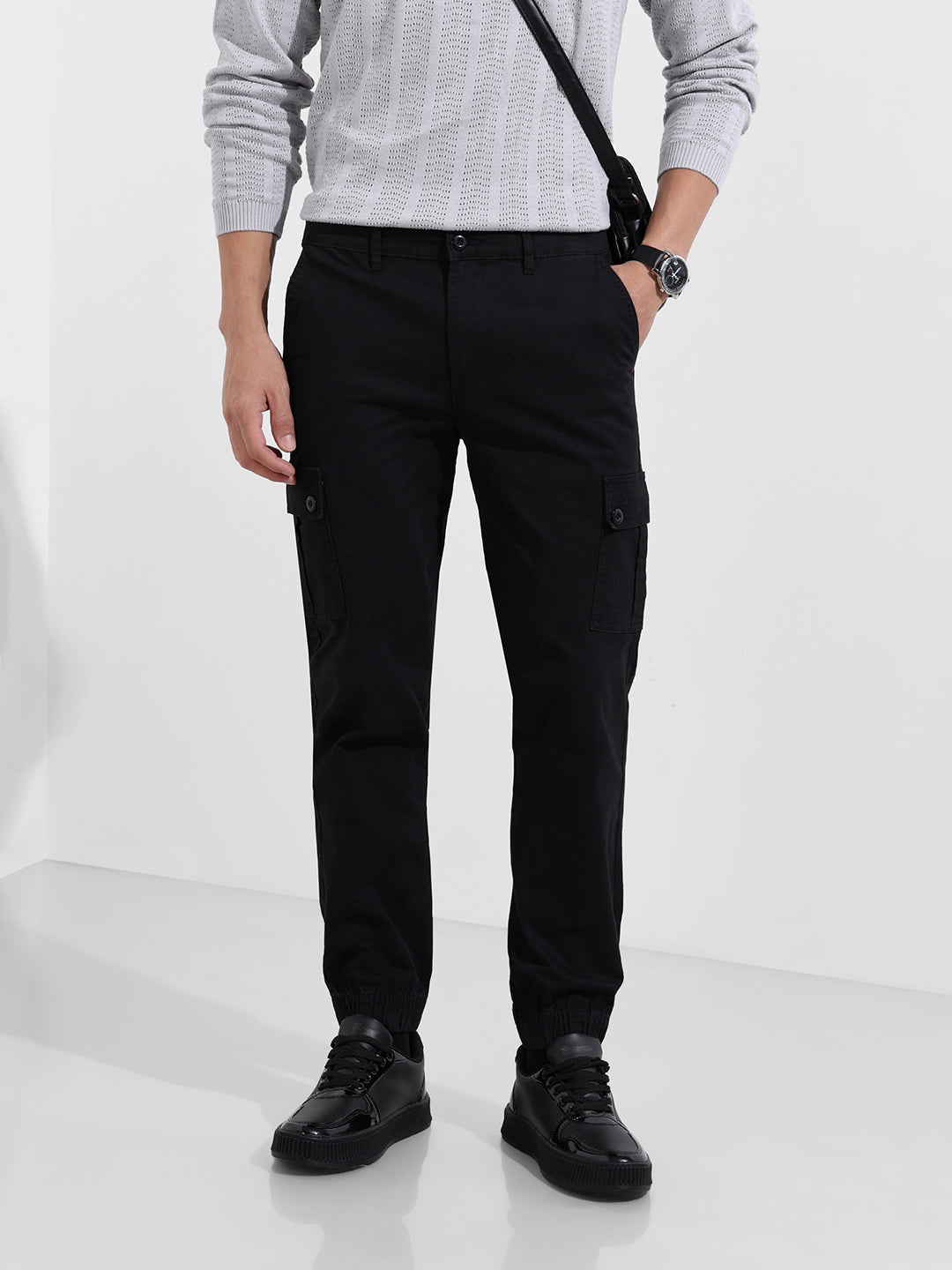 Men's Black Regular Fit Solid Utility Cargo