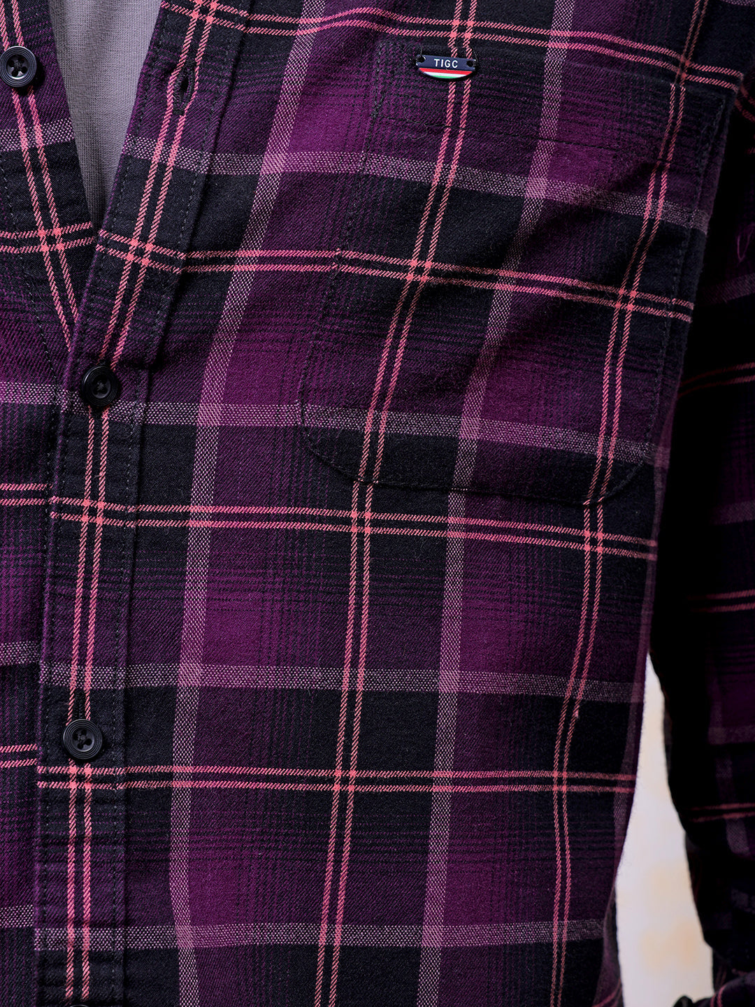 Shop Men's Checked Slim Fit Shirt Online.