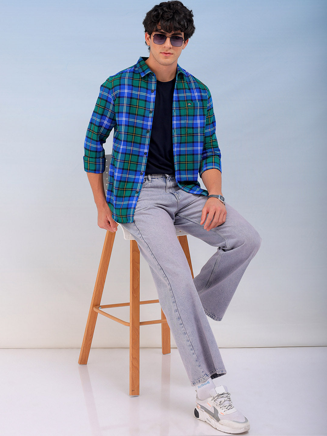 Shop Men's Checked Slim Fit Shirt Online.