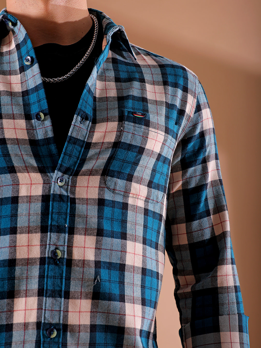 Shop Men's Cream Slim Fit Checked Casual Shirt Online.