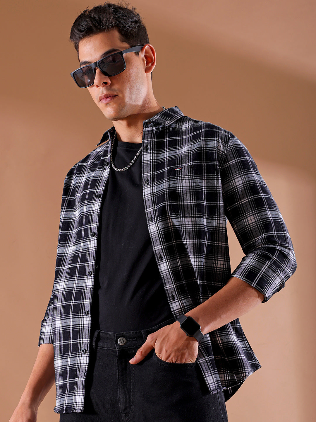 Shop Men's Checked Slim Fit Shirt Online.