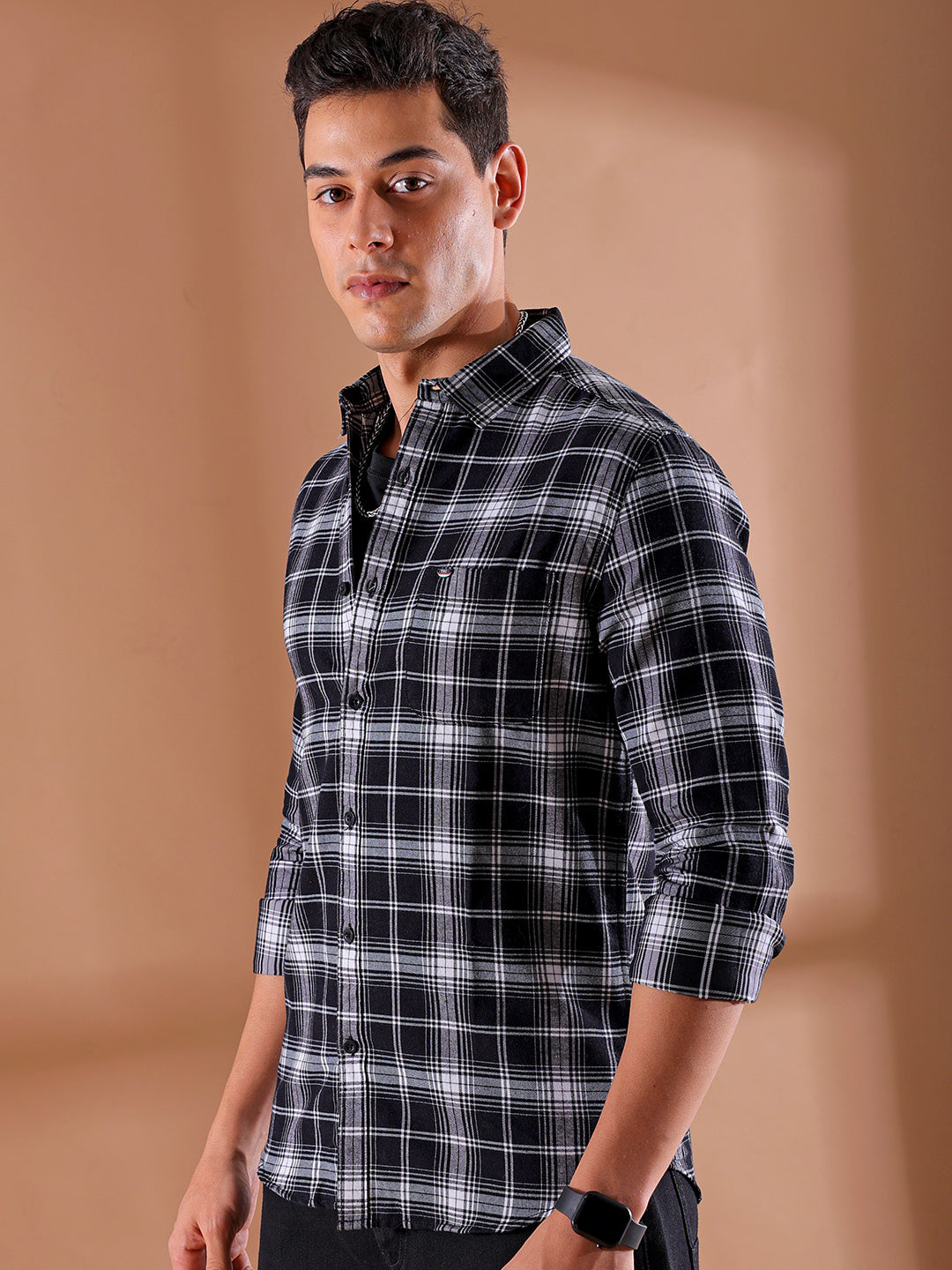 Shop Men's Checked Slim Fit Shirt Online.