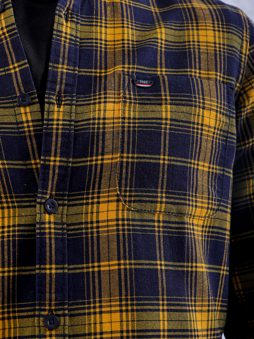 Shop Men's Checked Slim Fit Shirt Online.