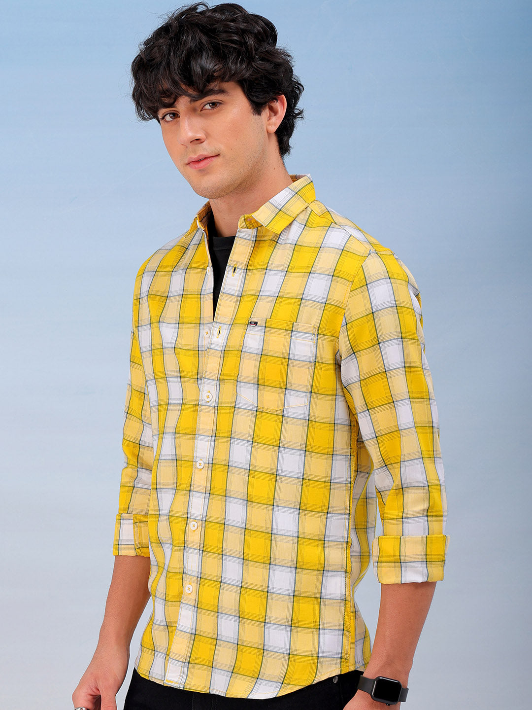 Shop Men's Checked Slim Fit Shirt Online.