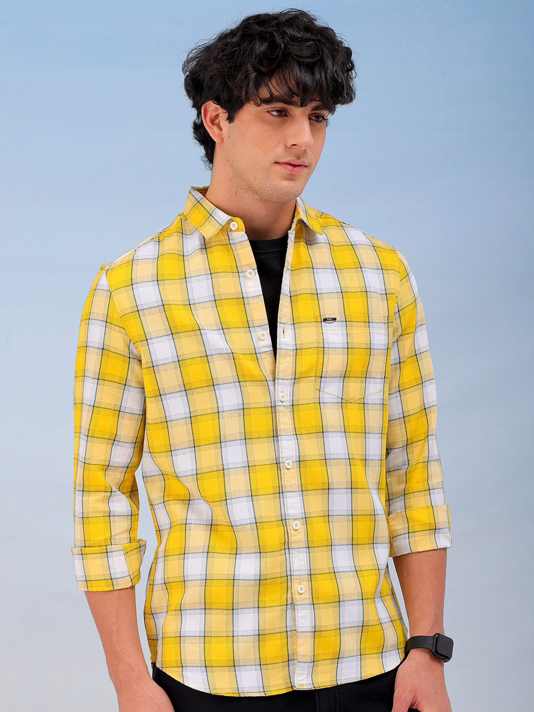 Shop Men's Checked Slim Fit Shirt Online.