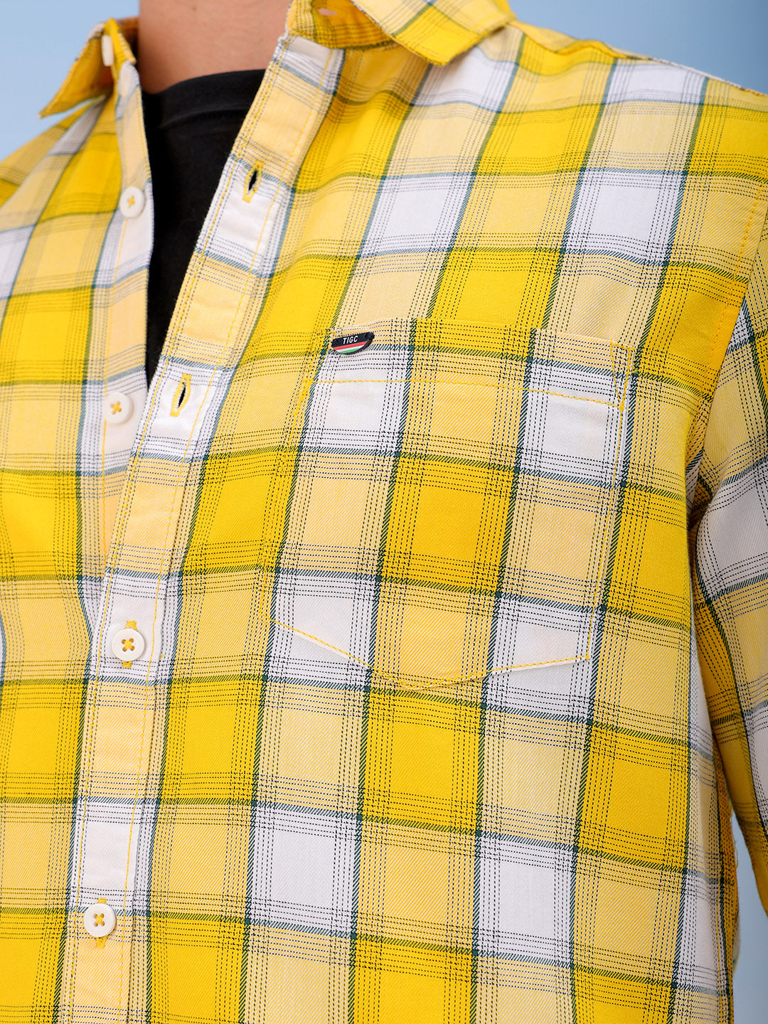 Shop Men's Checked Slim Fit Shirt Online.