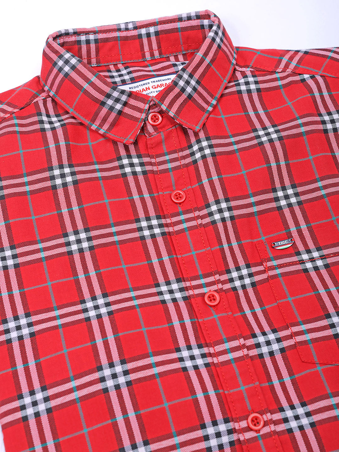 Men's Red Slim Fit Checked Casual Shirt