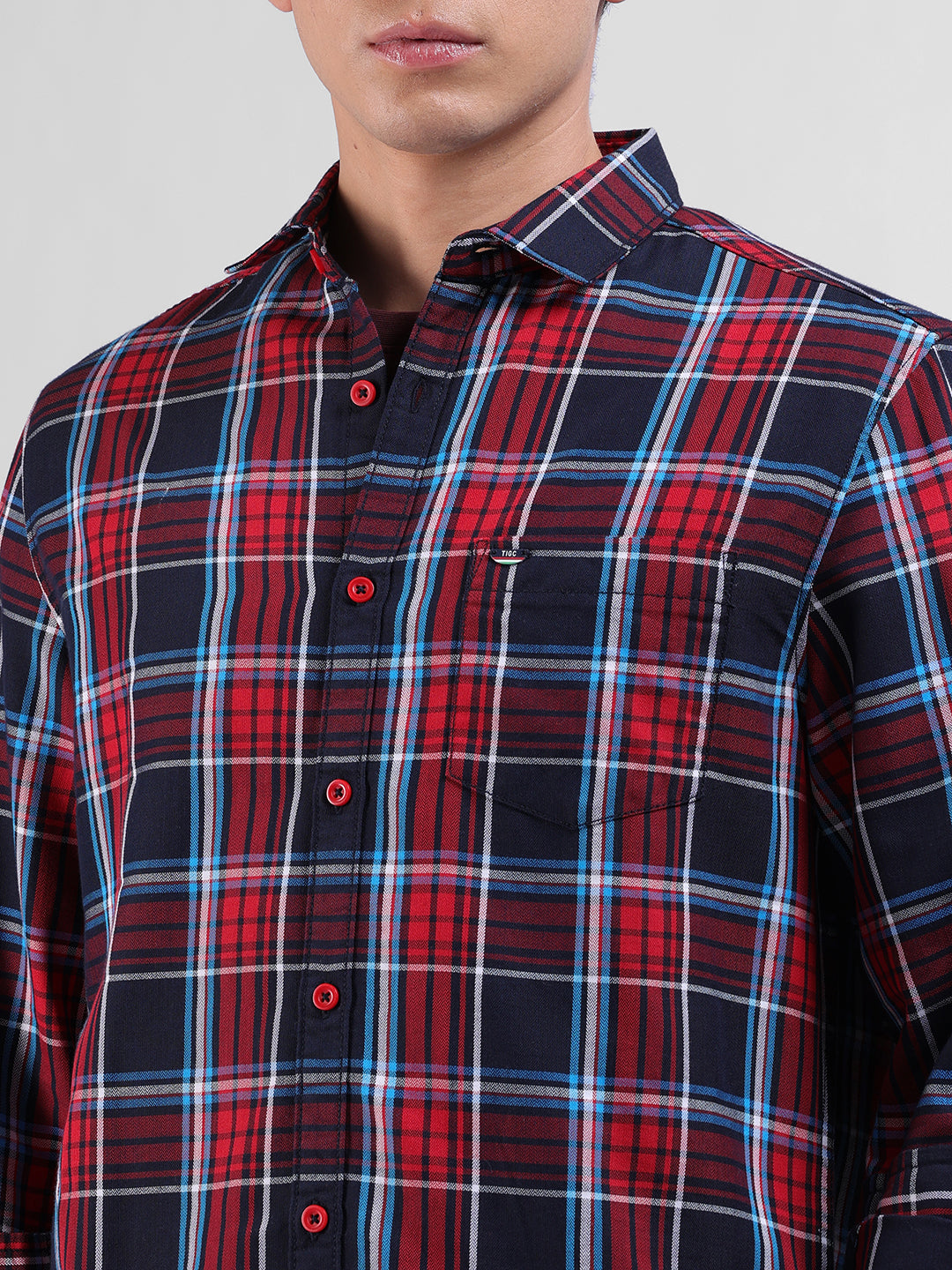 Men's Red Slim Fit Checked Casual Shirt