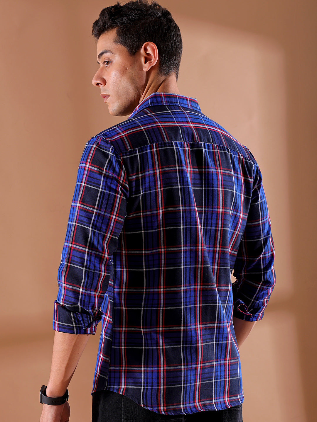 Shop Men's Checked Slim Fit Shirt Online.